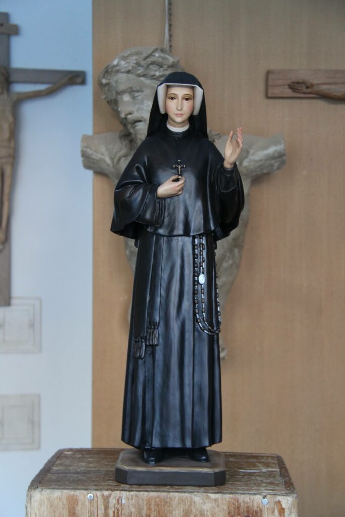 Wooden statue of St.Faustina Kowalska Ferdinand Stuflesser 1875