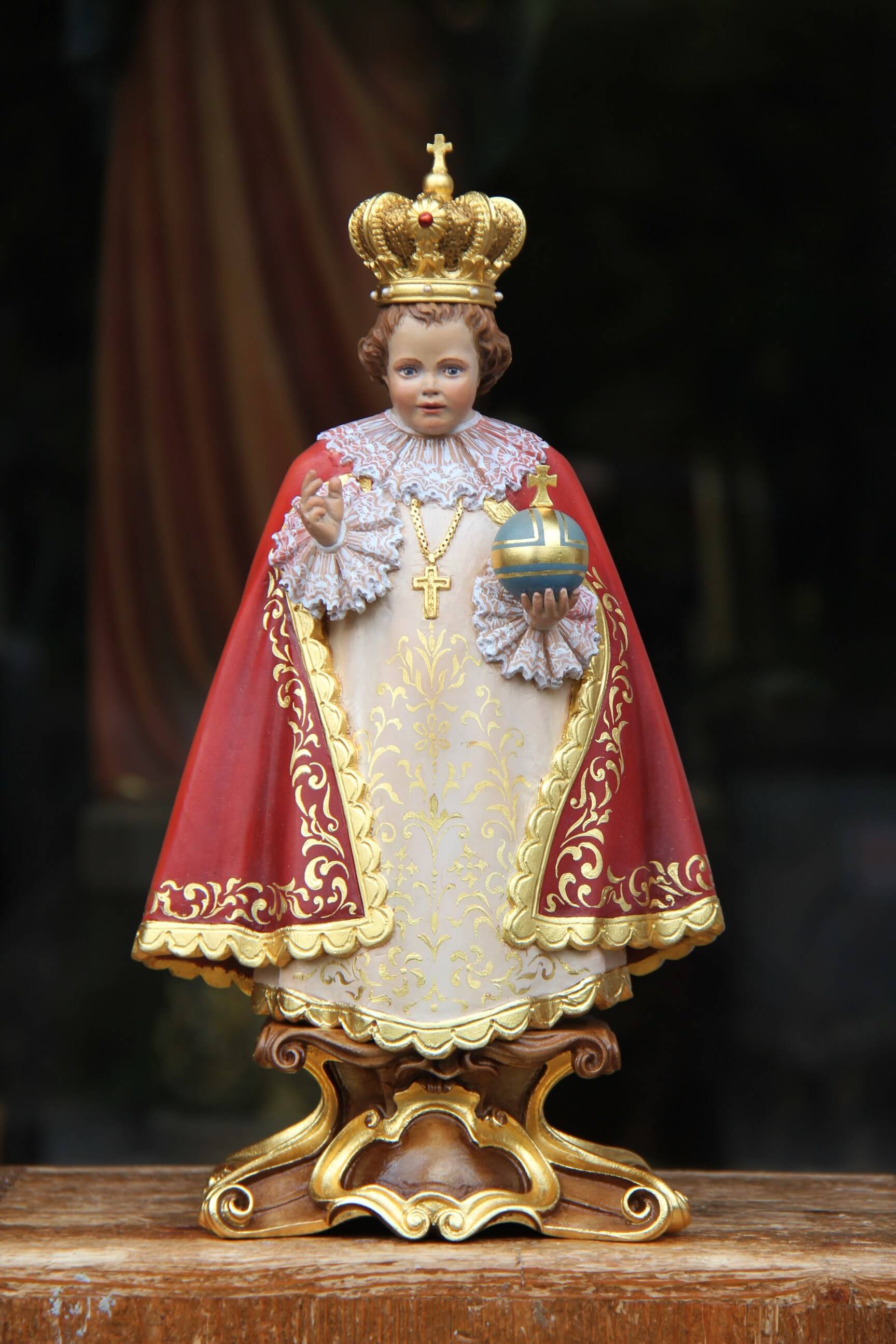 Wooden statue of the Infant Jesus of Prague Ferdinand Stuflesser 1875