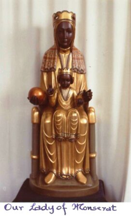 Statua madonna monserrato