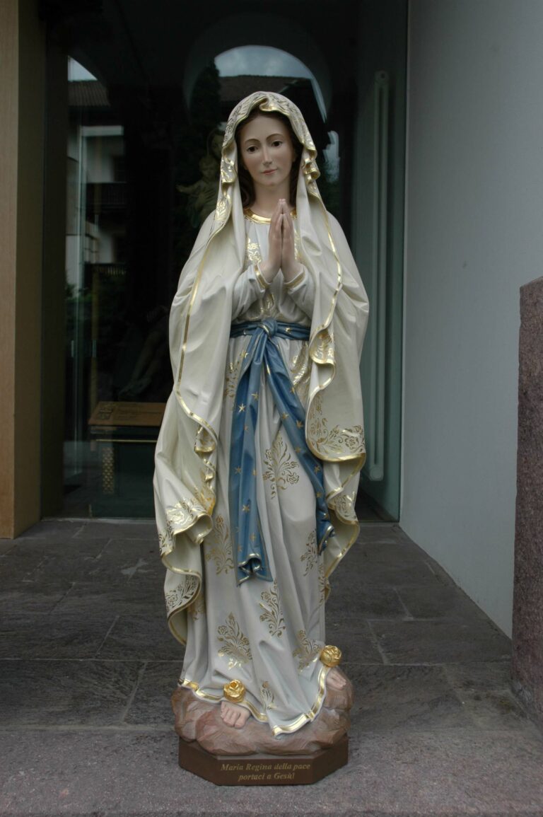 Wooden figure of Our Lady of Lourdes Ferdinand Stuflesser 1875