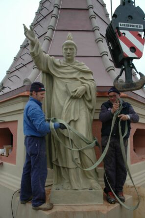 statua angelo San Vincenzo ferreri