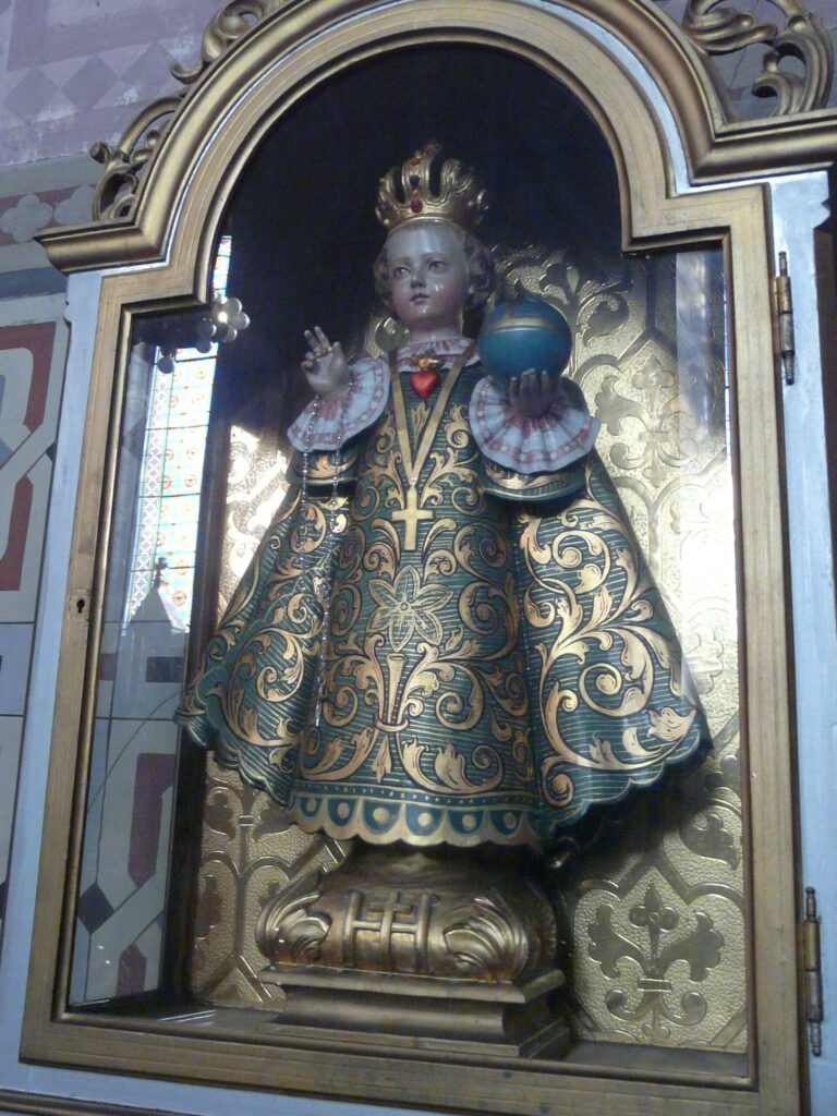 Wooden statue of the Infant Jesus of Prague Ferdinand Stuflesser 1875